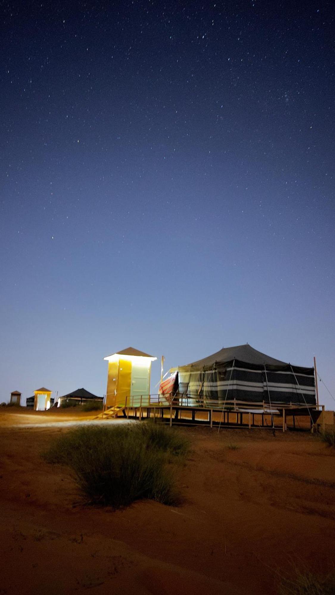 Отель Sunrise Desert Local Private Camp Bidiya Экстерьер фото